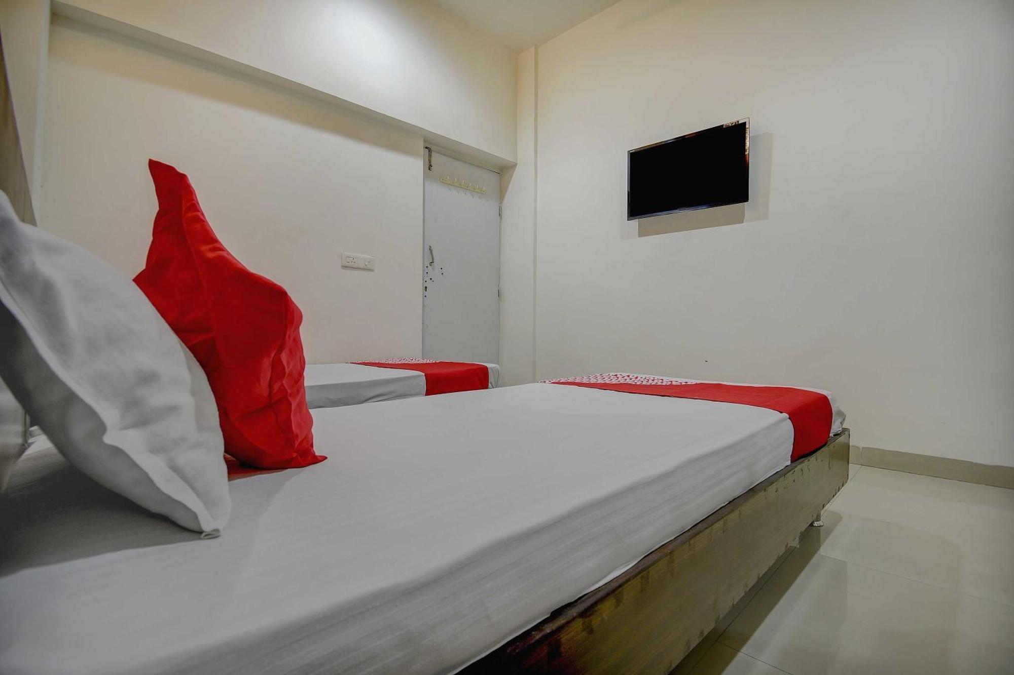 Hotel O Plus Corporate One Khapa  Dış mekan fotoğraf