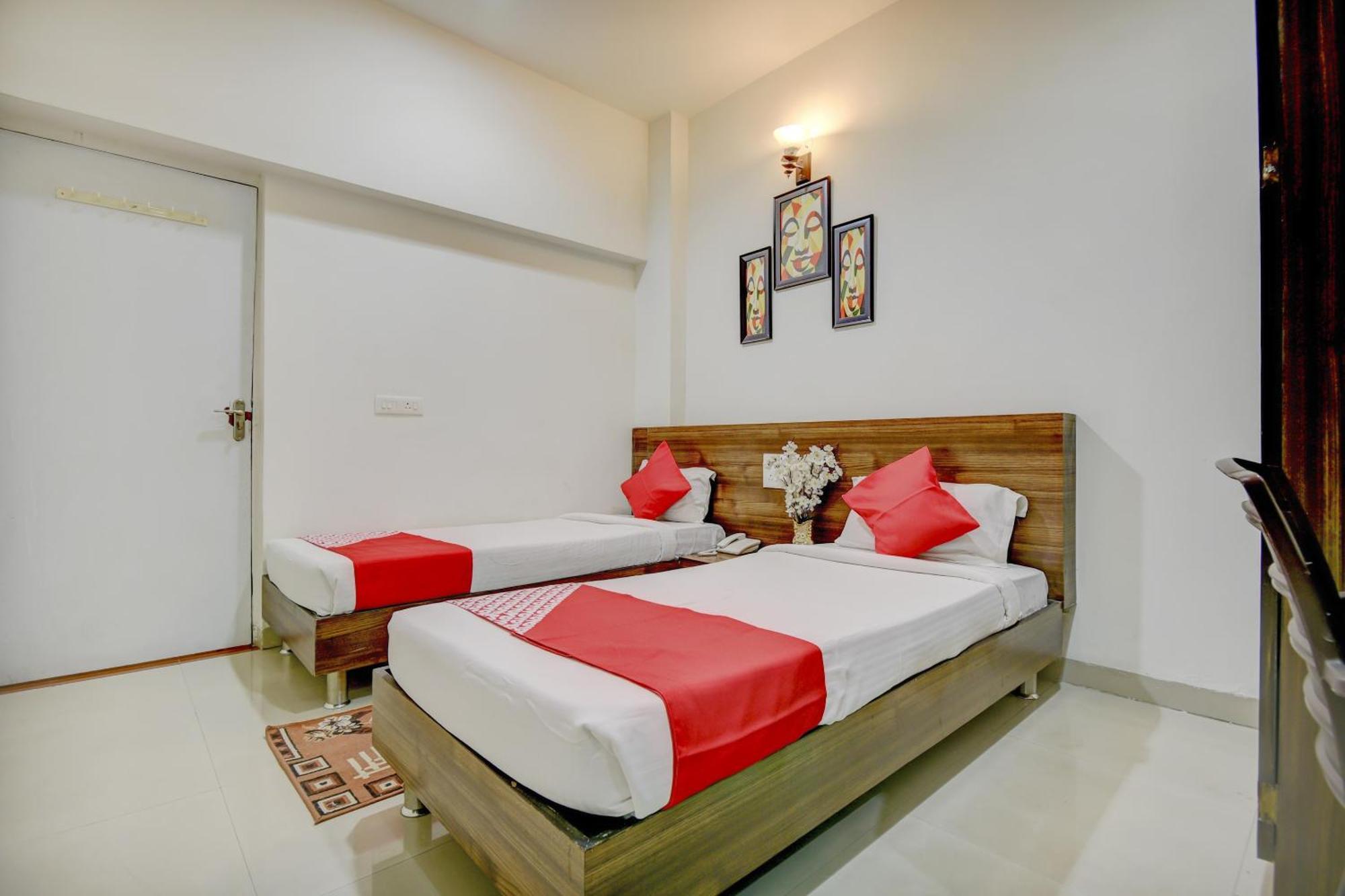 Hotel O Plus Corporate One Khapa  Dış mekan fotoğraf