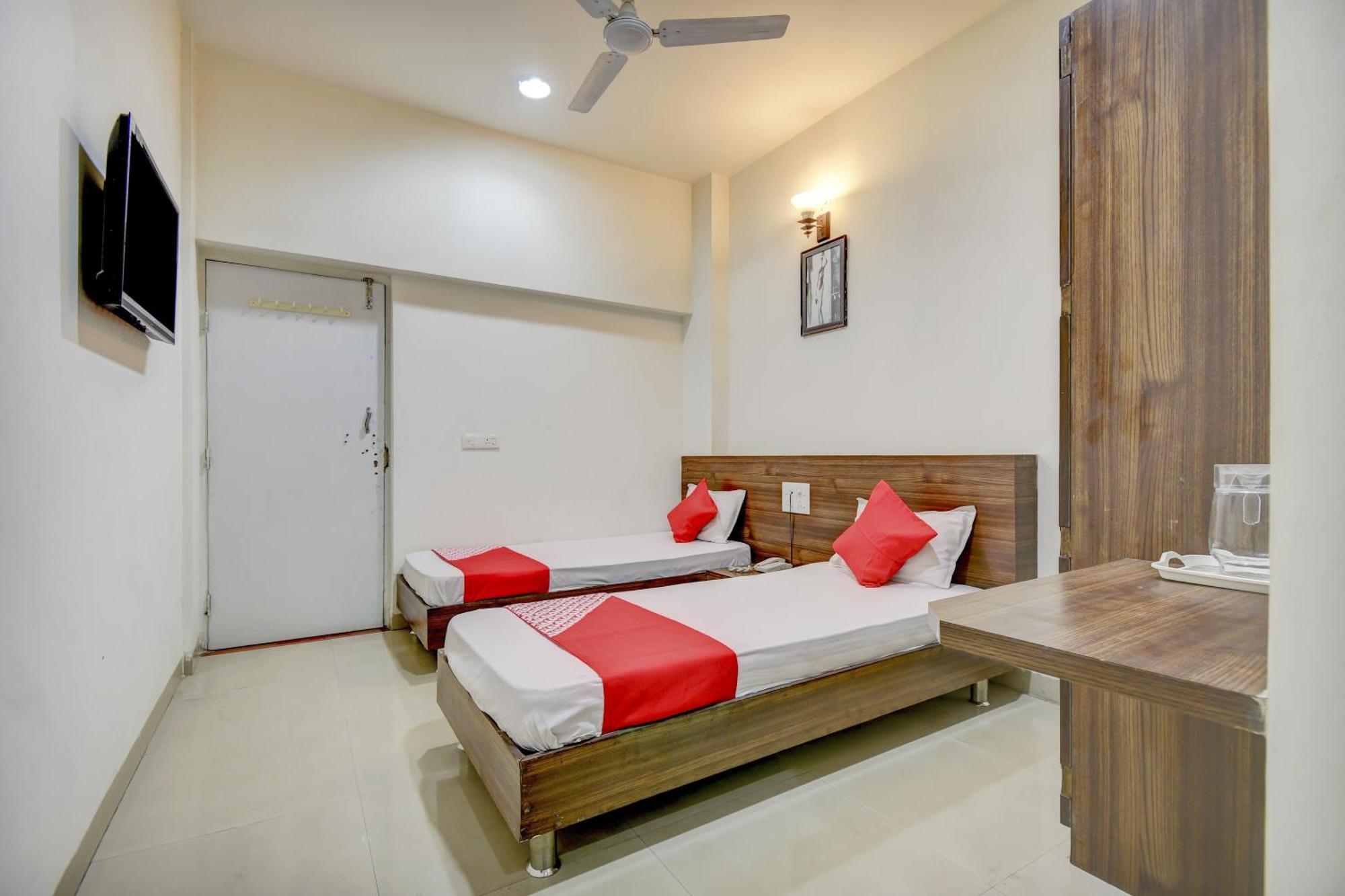 Hotel O Plus Corporate One Khapa  Dış mekan fotoğraf