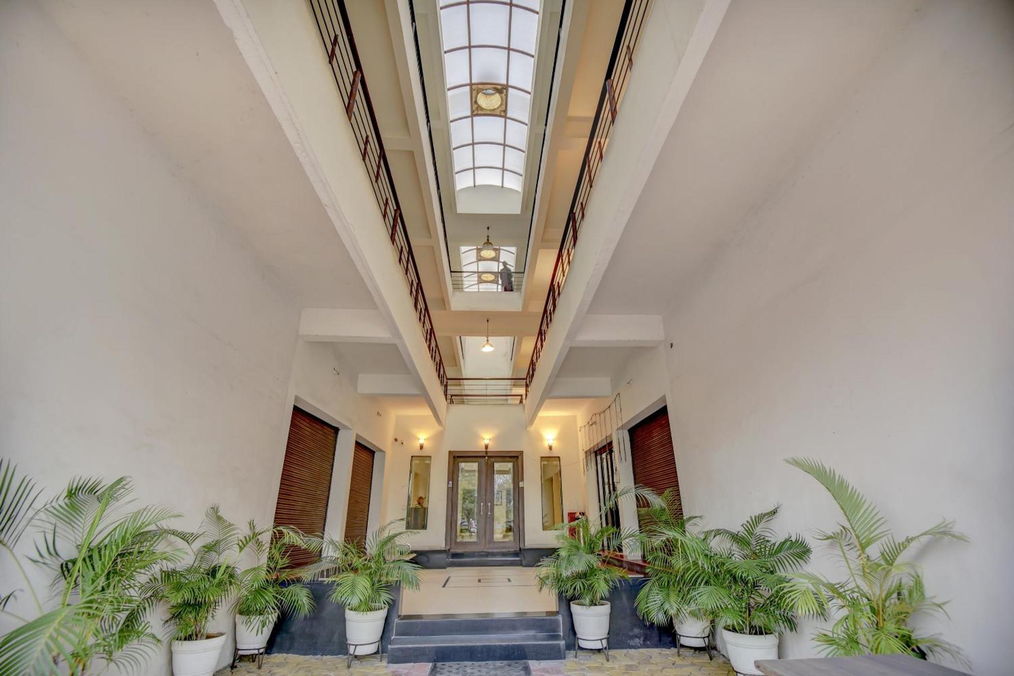 Hotel O Plus Corporate One Khapa  Dış mekan fotoğraf