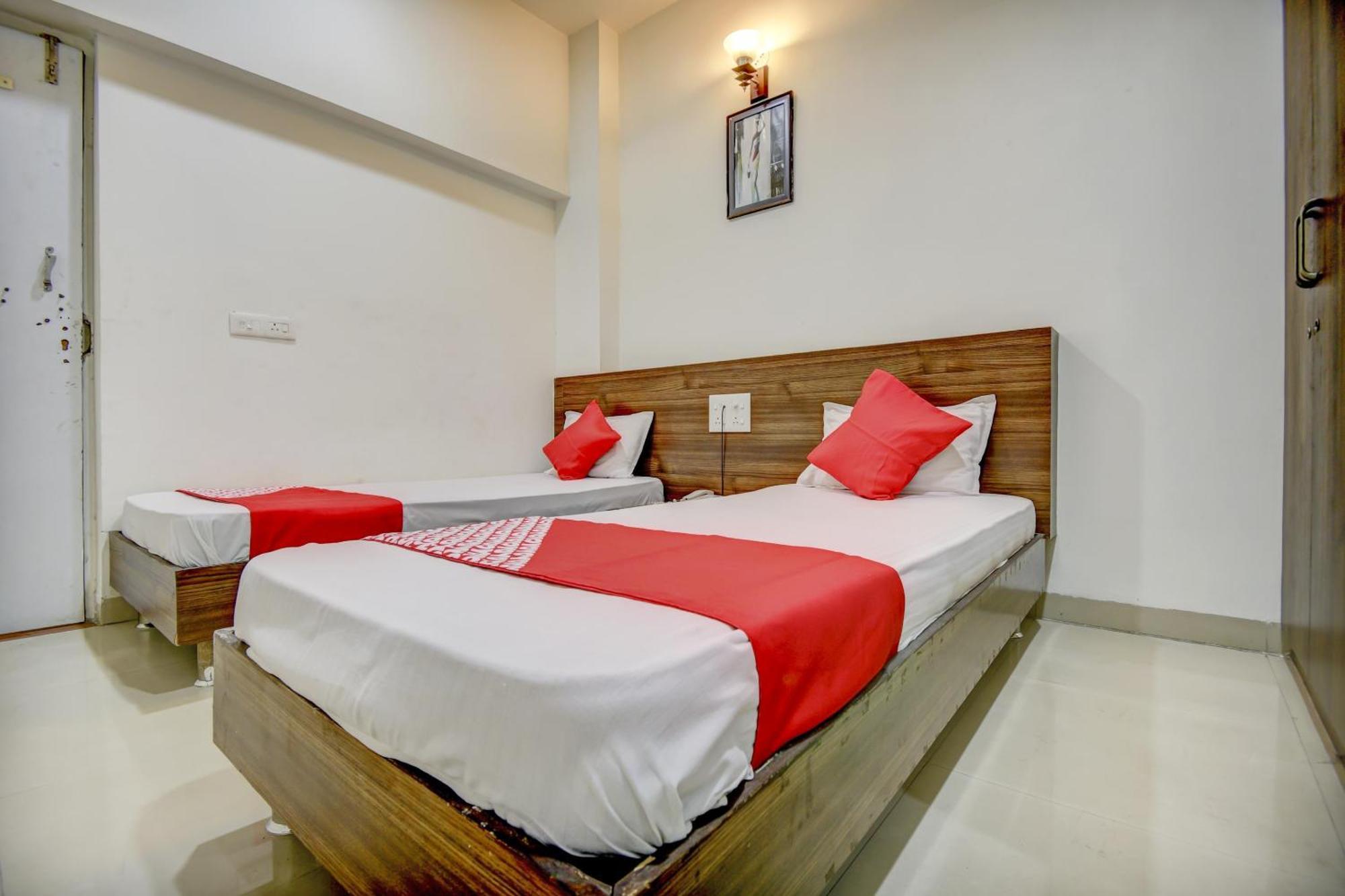 Hotel O Plus Corporate One Khapa  Dış mekan fotoğraf